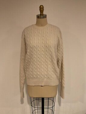 ST. GEORGE Cream Cable Knit Crewneck Sweater Size S